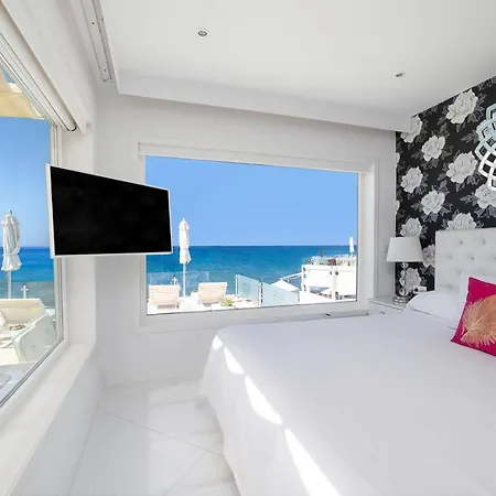 Lani's De Luxe - Adults Only Hotel 5*