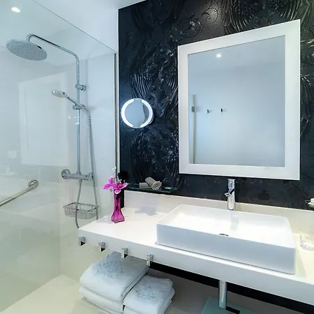 Lani's De Luxe - Adults Only 5* Puerto del Carmen (Lanzarote)