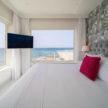 Hotel Lani's De Luxe - Adults Only 5*