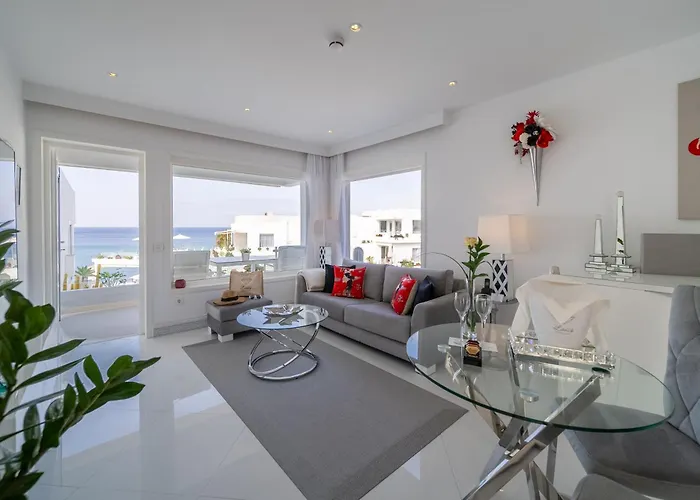 ホテル Lani's De Luxe - Adults Only