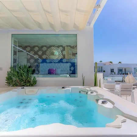 Lani's De Luxe - Adults Only 5* Puerto del Carmen (Lanzarote)